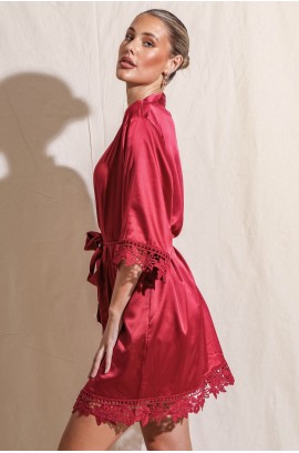 Bata Lirio Color Rojo